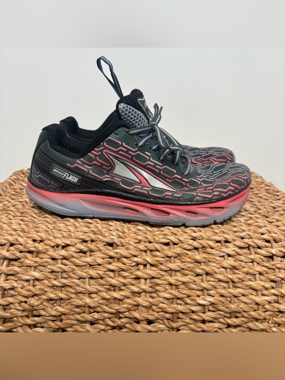 Altra Impulse Flash Sneakers Size 8 Women’s